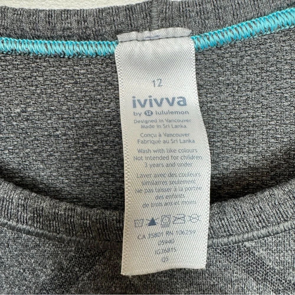 Ivivva‎ Gray Long Sleeve Athletic Top Thumb Holes Girls 12